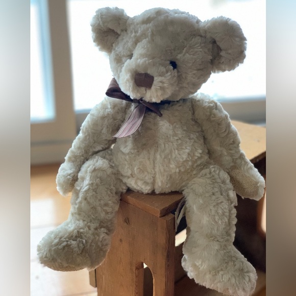 RUSS BERRIE & CO.| Sweet face “LOVE” Teddy Bear - Picture 1 of 8